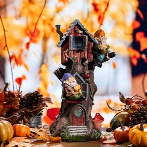 Gnome Treehouse with Solar Lights Statue